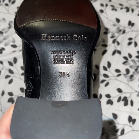 Kenneth Cole Black Boots - Picture 3 of 5